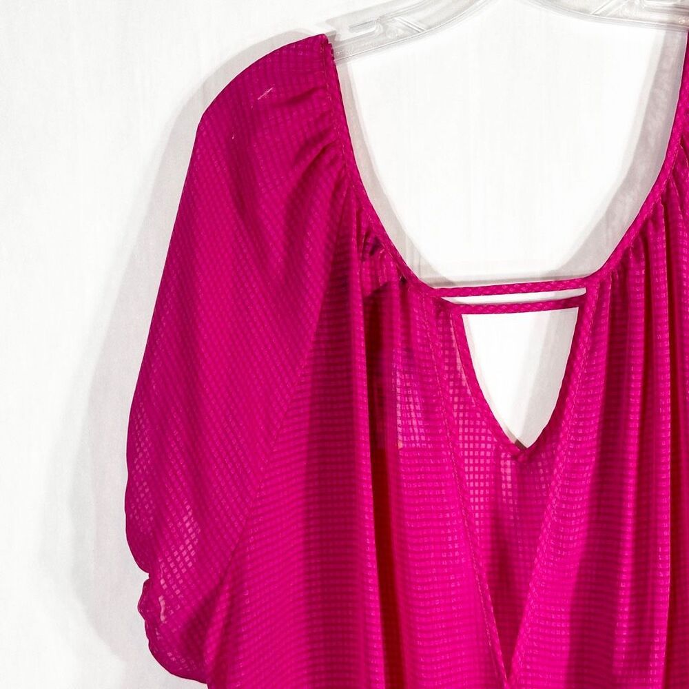 Torrid Plus Size 3X Top Hot Pink Woven Open‎ Back Semi Sheer Elastic NWT 571 - Picture 3 of 10
